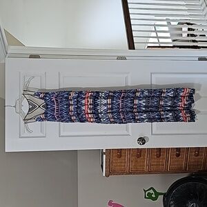 Maxie Dress Size Medium